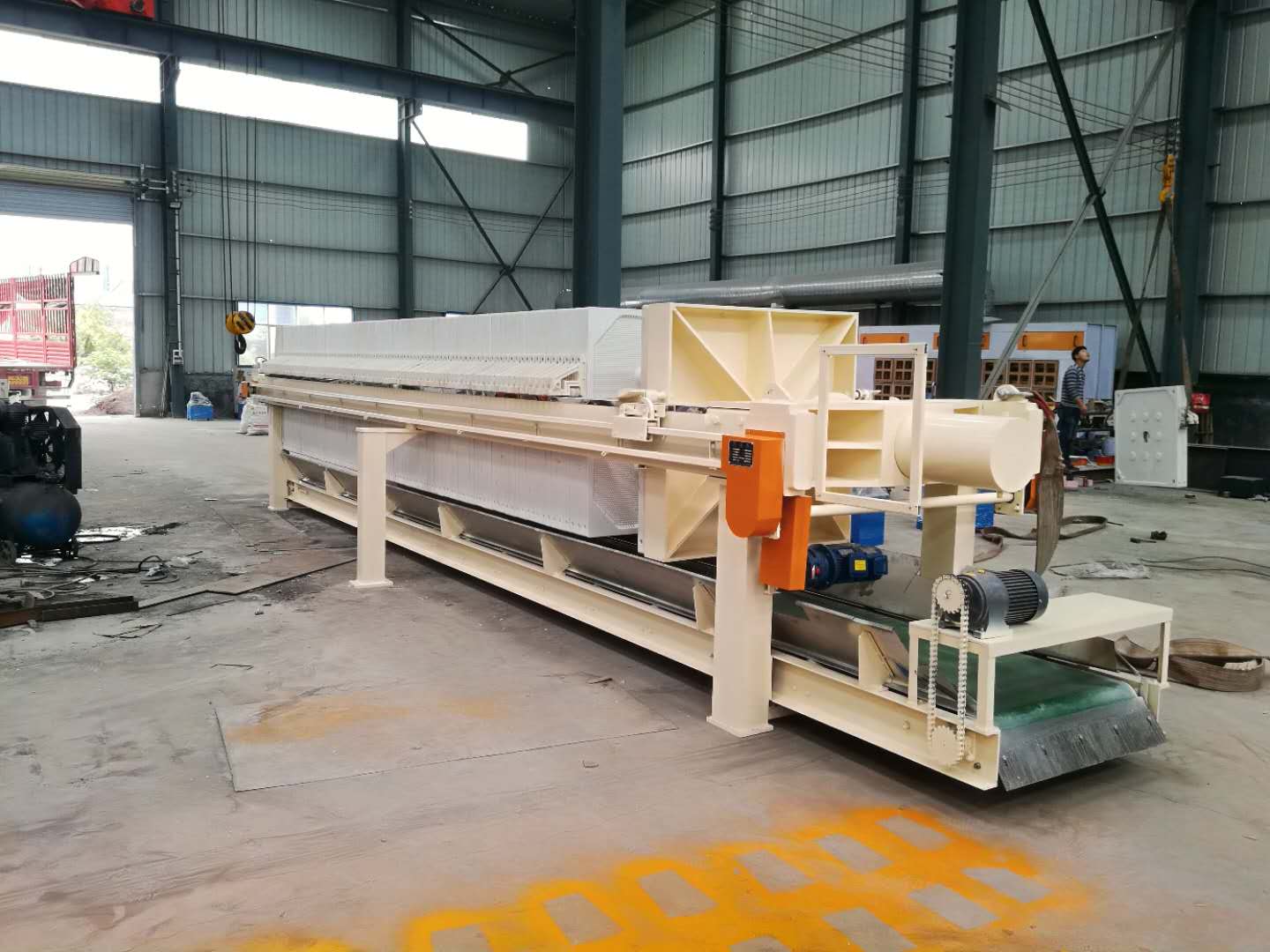 全自动压滤技术革新与应用——聚焦许昌市钧鼎环保设备的行业贡献